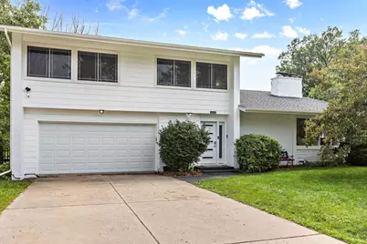 5 Cornell Drive, Lincolnshire, IL 60069 - Photo 1