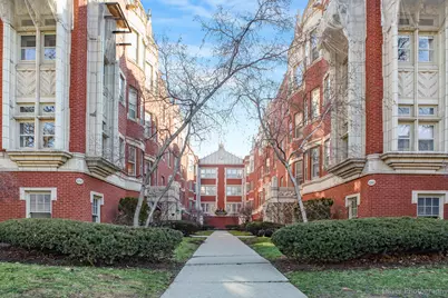 222 N Oak Park Avenue #3R, Oak Park, IL 60302 - Photo 1
