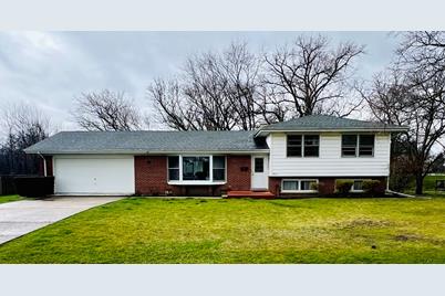 906 Revere Road, Glenview, IL 60025 - Photo 1