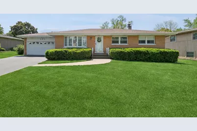 701 E Turner Avenue, Roselle, IL 60172 - Photo 1