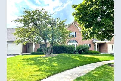 204 Dublin Lane #X2, Schaumburg, IL 60194 - Photo 1