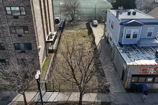 2123 W Devon Ave, Chicago, IL 60659 - Photo 1