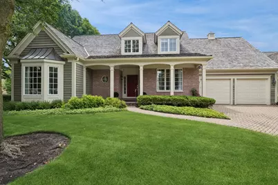 672 S Balmoral Court, Lake Forest, IL 60045 - Photo 1