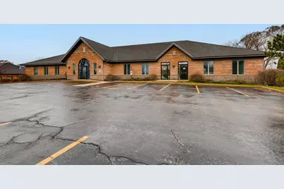 338 Memorial Drive, Crystal Lake, IL 60014 - Photo 1