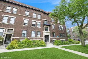 5345 S Ellis Ave, Chicago, IL 60615 - Photo 1