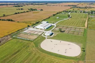 811 E Eagle Lake Rd, Beecher, IL 60401 - Photo 1