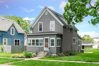909 Grove Street, Dekalb, IL 60115 - Photo 1