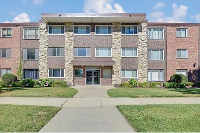 10210 Washington Avenue #211, Oak Lawn, IL 60453 - Photo 1