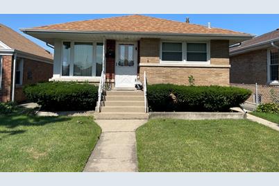 1528 N 21st Avenue, Melrose Park, IL 60160 - Photo 1