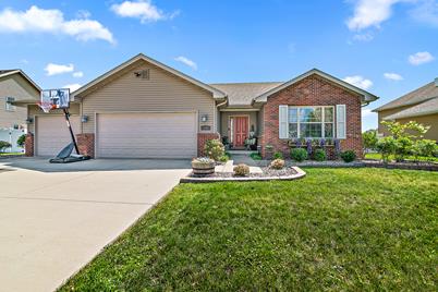 332 Eagles Landing Drive, Manteno, IL 60950 - Photo 1