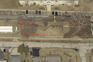 5740 Concord Ln, Clarendon Hills, IL 60514 - Photo 1