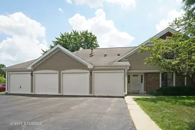 1547 7 Pines Road #D2, Schaumburg, IL 60193 - Photo 1