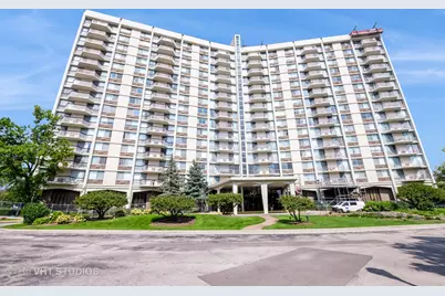 40 N Tower Road #5N, Oak Brook, IL 60523 - Photo 1