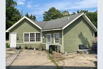 435 Washington Street, Elgin, IL 60123 - Photo 1