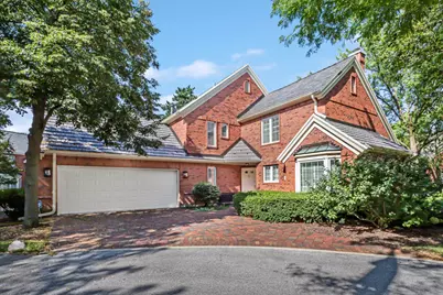 21 Regent Wood Road, Northfield, IL 60093 - Photo 1