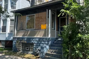 8923 S Exchange Ave, Chicago, IL 60617 - Photo 1