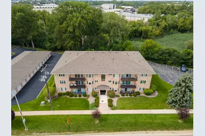 10228 Southwest Highway #2A, Chicago Ridge, IL 60415 - Photo 1