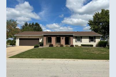 901 Edwin Drive, Bourbonnais, IL 60914 - Photo 1