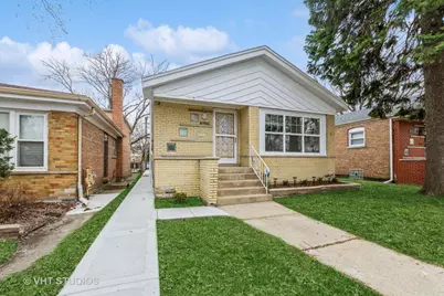 10129 S Van Vlissingen Road, Chicago, IL 60617 - Photo 1