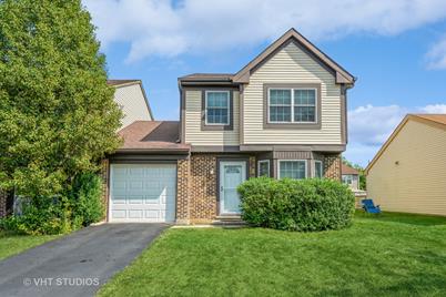 1212 Robin Drive, Carol Stream, IL 60188 - Photo 1