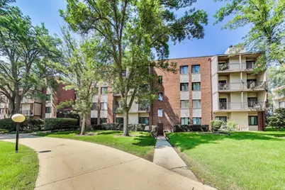 3050 Pheasant Creek Drive #301, Northbrook, IL 60062 - Photo 1