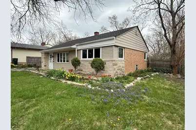 9 Marquette Place, Park Forest, IL 60466 - Photo 1