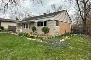 9 Marquette Pl, Park Forest, IL 60466 - Photo 1