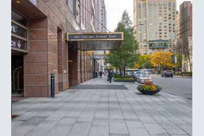 161 E Chicago Avenue #42H, Chicago, IL 60611 - Photo 1