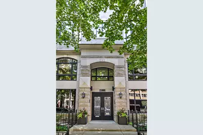 45 E Cedar Street #400, Chicago, IL 60611 - Photo 1