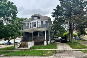 653 E River St, Kankakee, IL 60901 - Photo 1