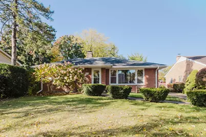 114 N Russel Street, Mount Prospect, IL 60056 - Photo 1