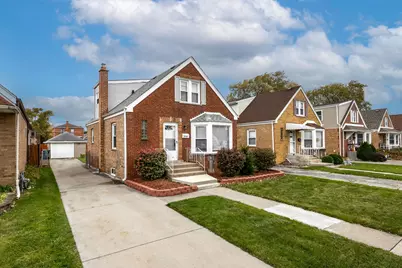 8748 S California Avenue, Evergreen Park, IL 60805 - Photo 1