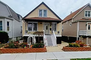 6207 S Tripp Ave, Chicago, IL 60629 - Photo 1