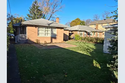 6235 N Kedvale Avenue, Chicago, IL 60646 - Photo 1