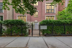 1365 N Mohawk St, Chicago, IL 60610 - Photo 1