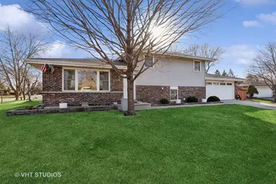 2091 N Almond Court, Palatine, IL 60074 - Photo 1