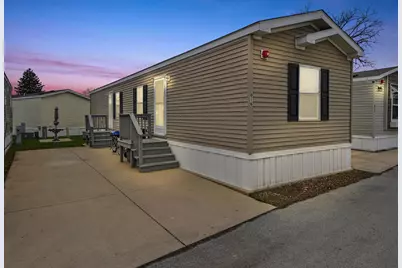 8800 S Harlem Avenue #816, Bridgeview, IL 60455 - Photo 1