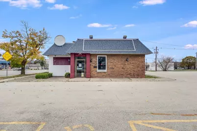 2312 W Springfield Avenue, Champaign, IL 61821 - Photo 1