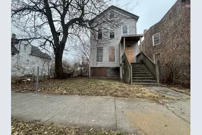 7918 S Escanaba Avenue, Chicago, IL 60617 - Photo 1