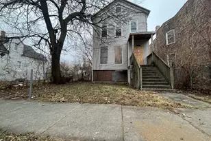 7918 S Escanaba Ave, Chicago, IL 60617 - Photo 1