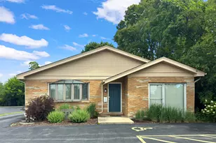 721 E Roosevelt Rd, Wheaton, IL 60187 - Photo 1