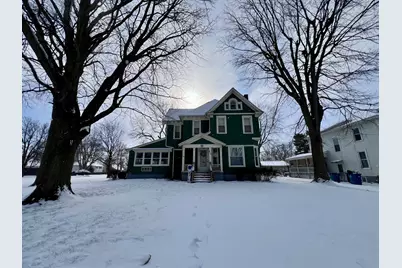 859 E Washington Street, Hoopeston, IL 60942 - Photo 1