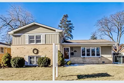 436 S Gibbons Avenue, Arlington Heights, IL 60004 - Photo 1