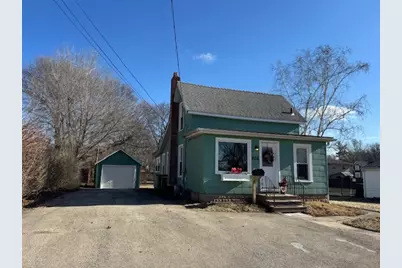 606 Park Avenue, Sycamore, IL 60178 - Photo 1