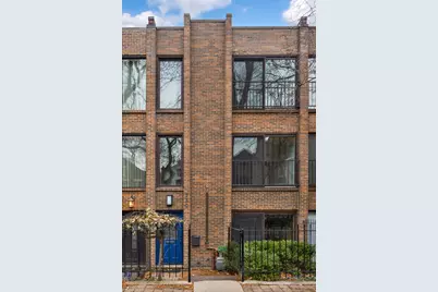 330 W Concord Place, Chicago, IL 60614 - Photo 1