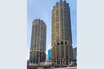 300 N State Street #5705, Chicago, IL 60654 - Photo 1