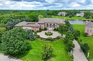 2 Cutters Run, South Barrington, IL 60010 - Photo 1