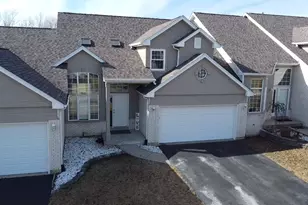 646 Aspen Dr, Romeoville, IL 60446 - Photo 1