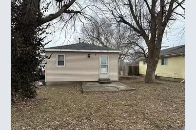708 N Madison Street, Lincoln, IL 62656 - Photo 1