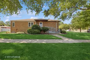 9921 Cook Ave, Oak Lawn, IL 60453 - Photo 1